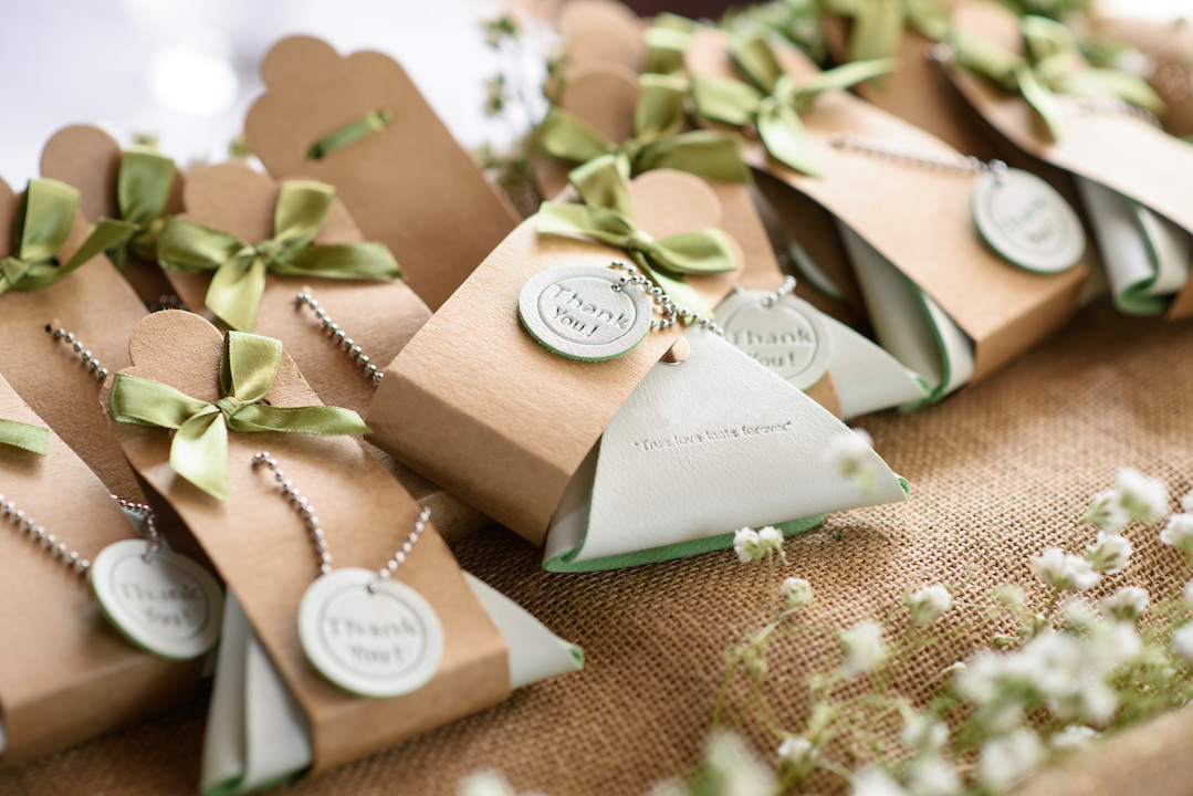 Wedding favors on sale for guests