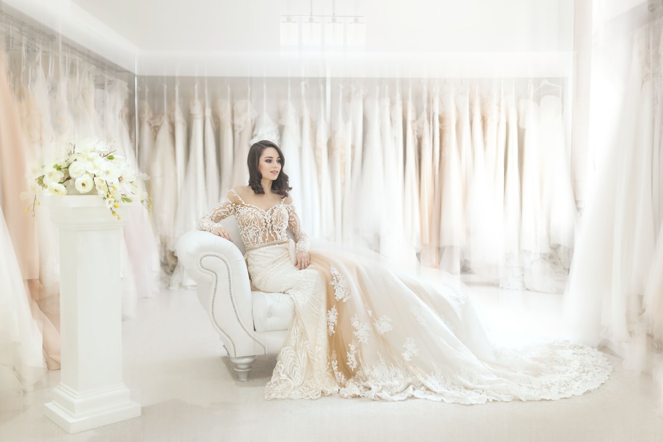 Who Should You Bring Wedding Dress Shopping