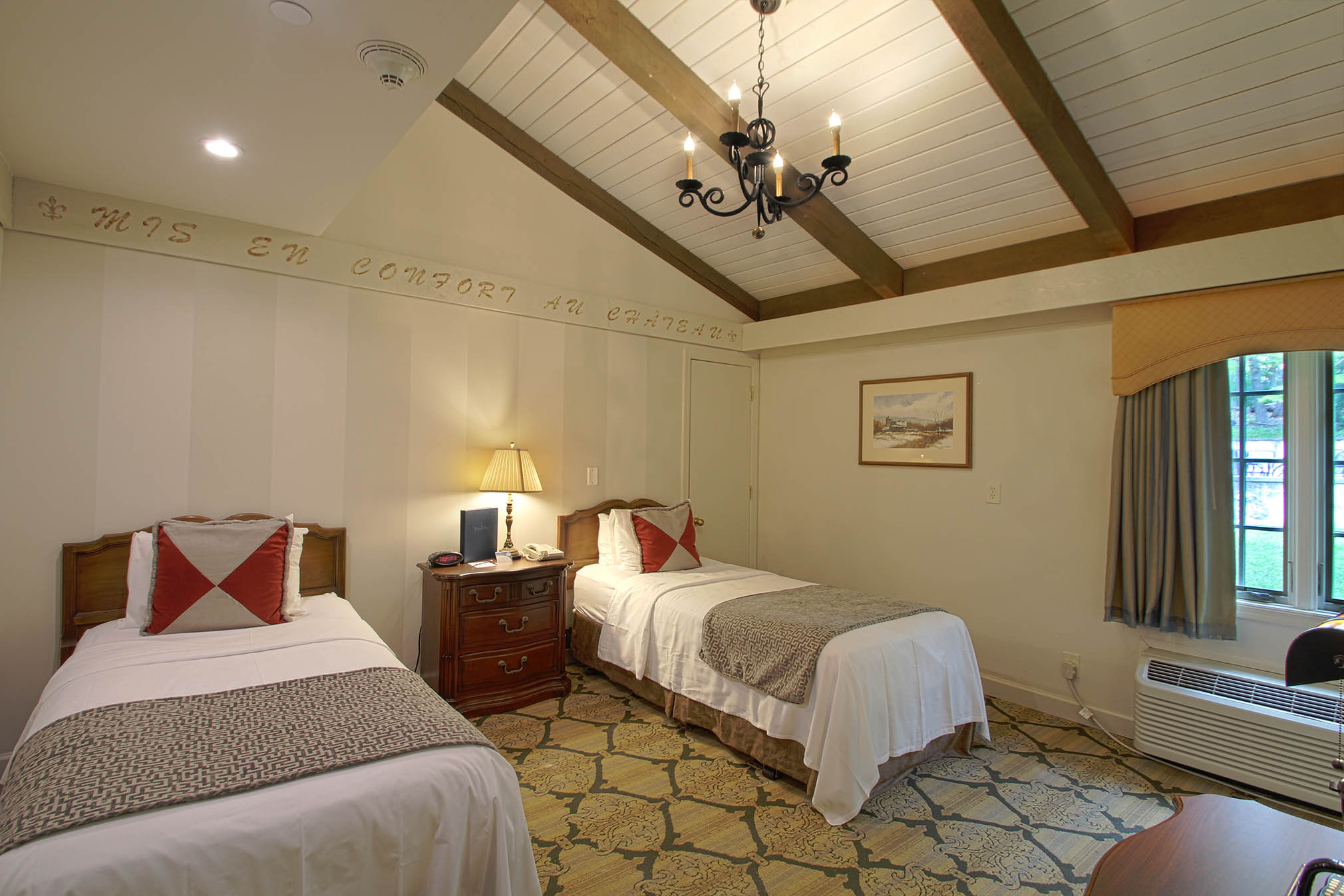 Room 28
